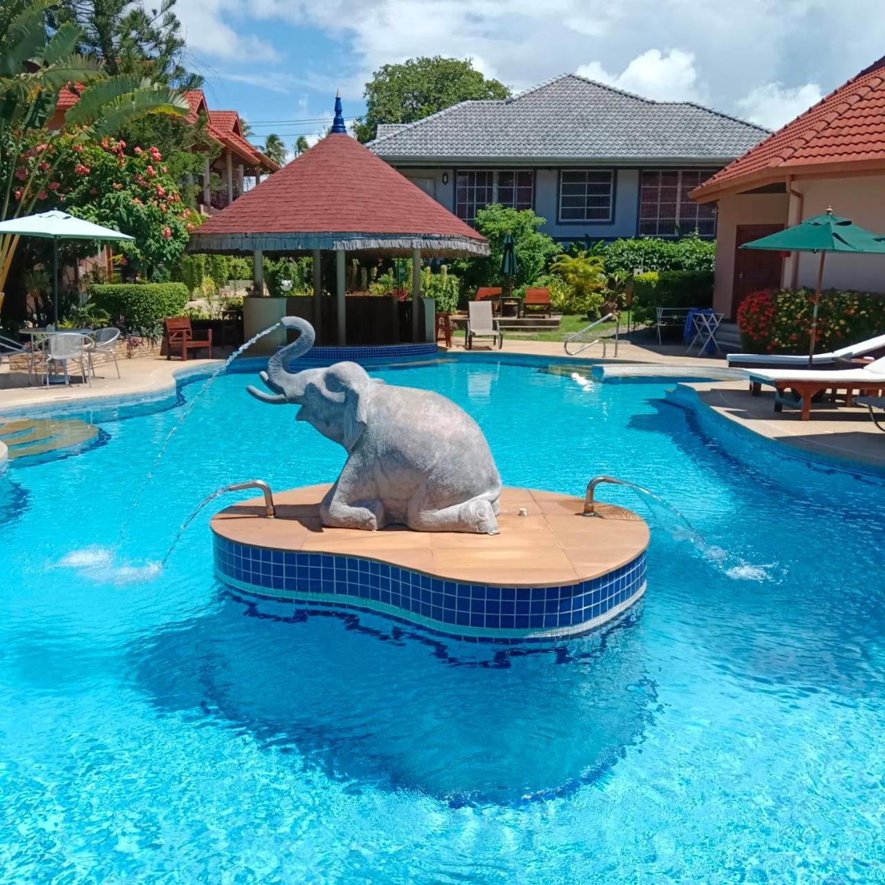 The Pavillon By The Pace Phuket Boutique Resort Rawai Exteriör bild
